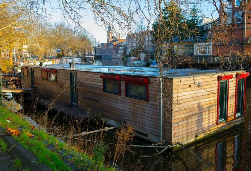 פנסיון Houseboat Piano Forte