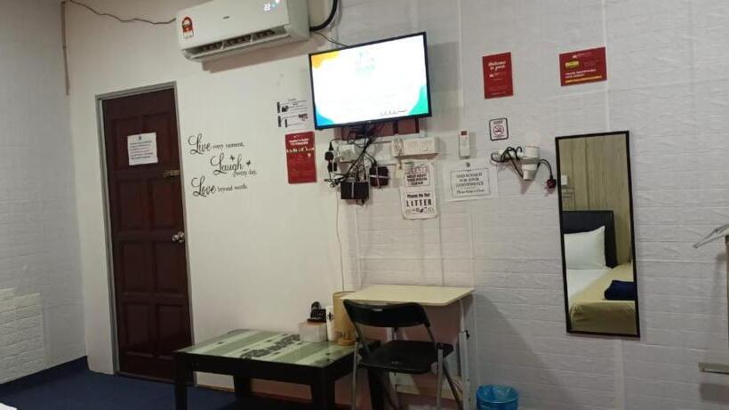 פנסיון Jsw Inn