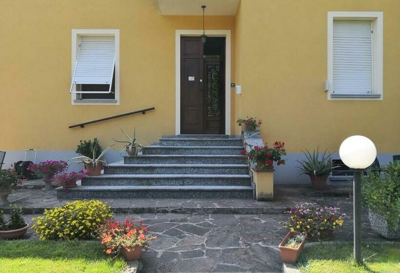 פנסיון La Casa Di Tino