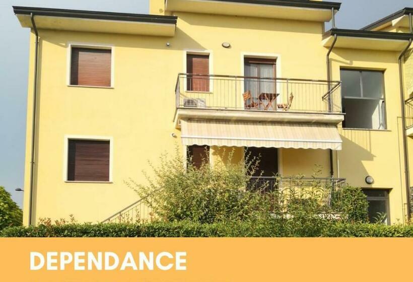 פנסיון La Casa Di Tino