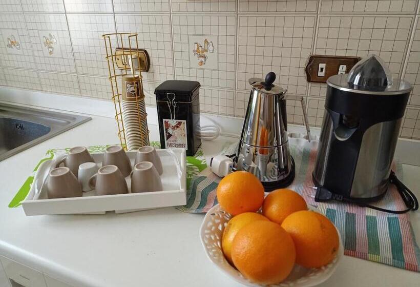 פנסיון La Casa Di Tino