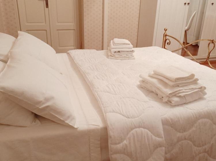 بنسيون La Casa Di Tino