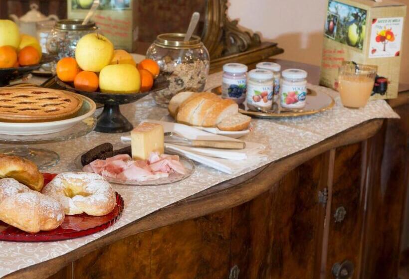 פנסיון Lo Tzeno