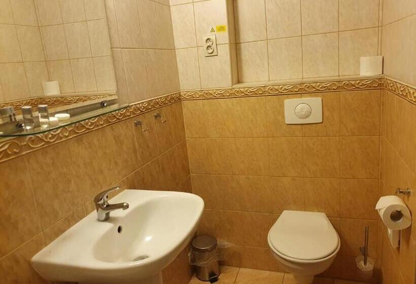 膳宿费 Penzión Harmónia