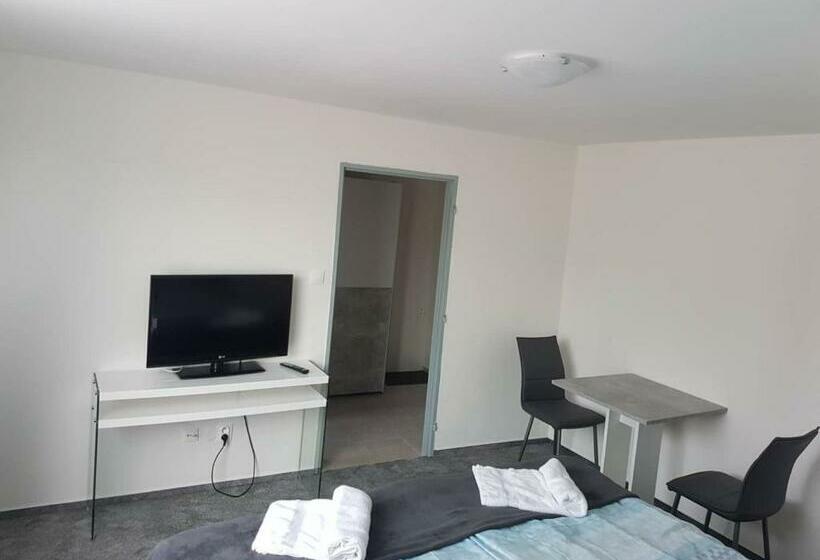 ペンション Penzion Quattro