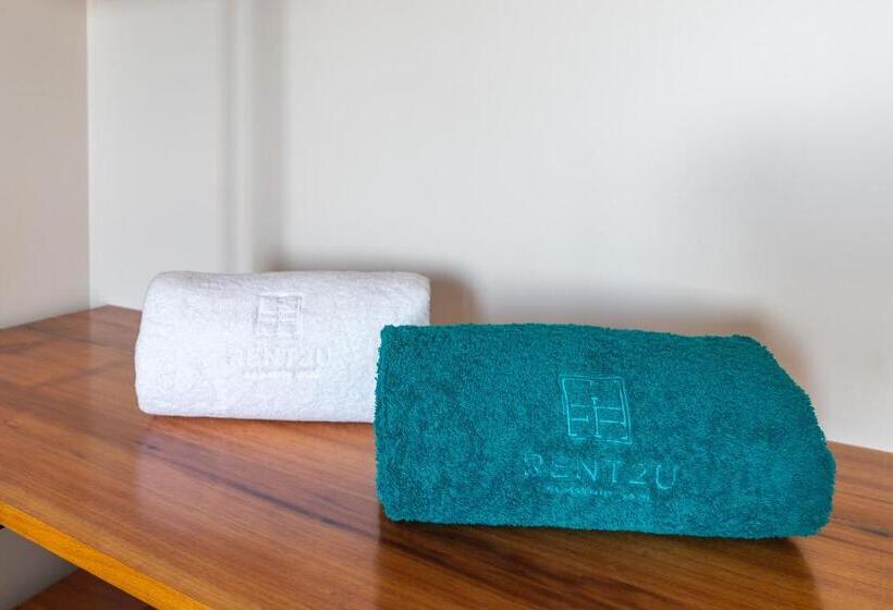 פנסיון Rochão Village By Rent2u, Lda