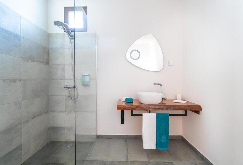 פנסיון Rochão Village By Rent2u, Lda