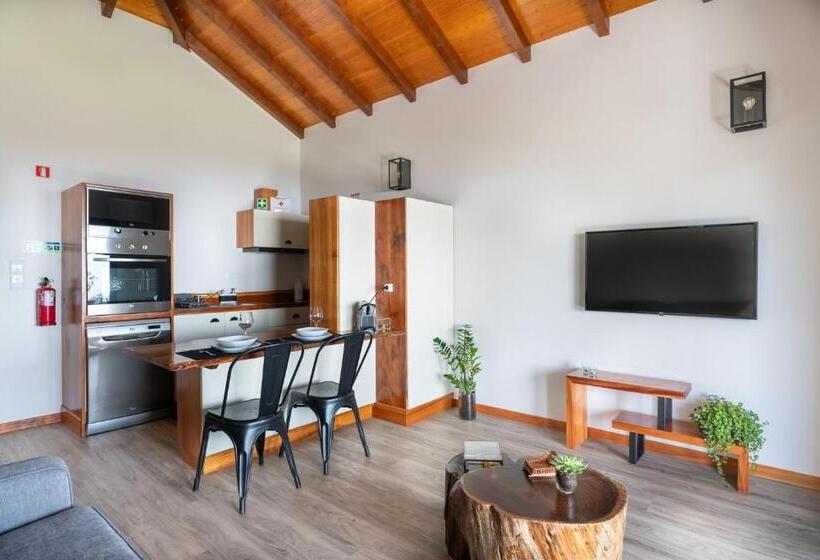 פנסיון Rochão Village By Rent2u, Lda