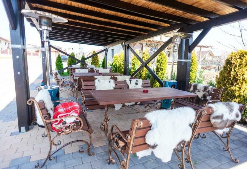 膳宿费 Tango Margo