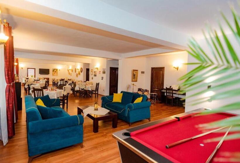 膳宿费 Tango Margo