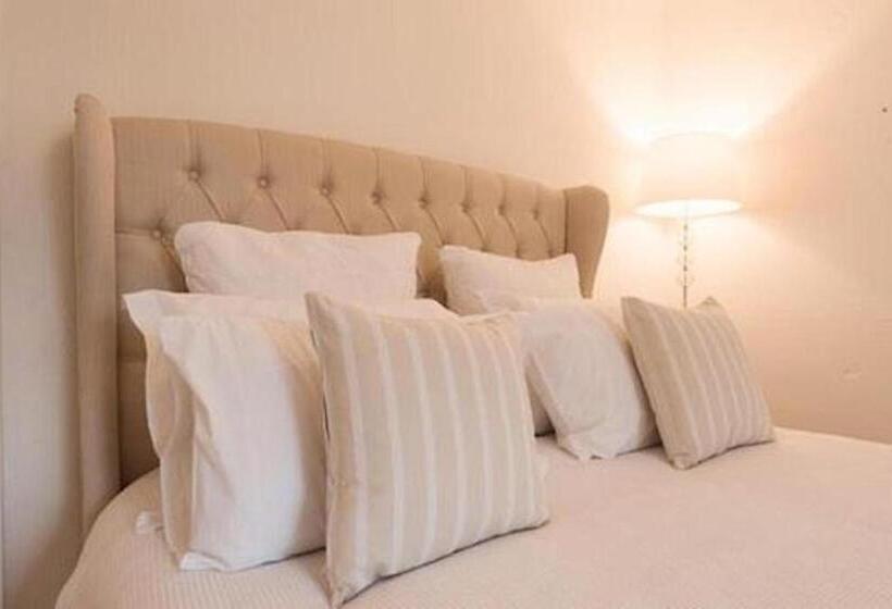 ペンション The Blackwater Suite