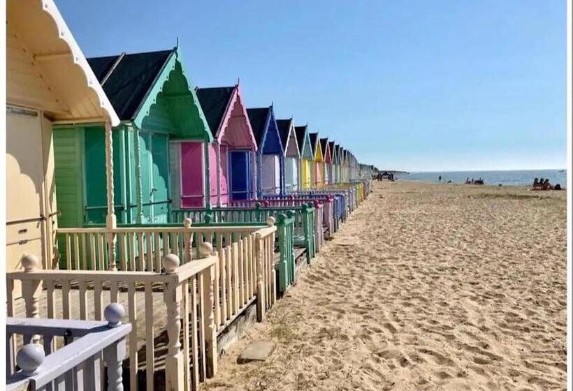 ペンション The Blackwater Suite