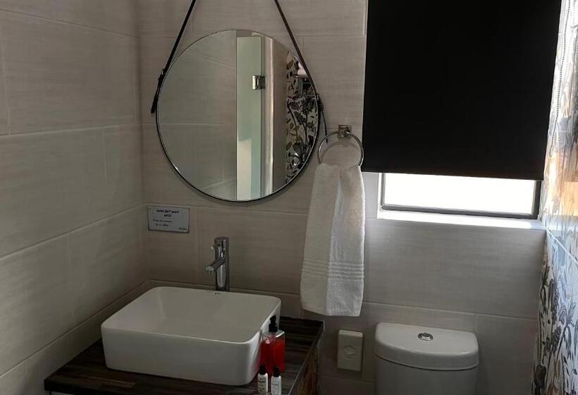 Пансион The Chameleon