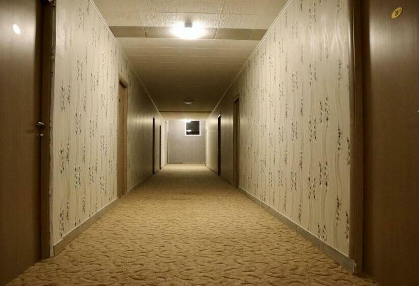 渡假胜地 Restaurant Dalex