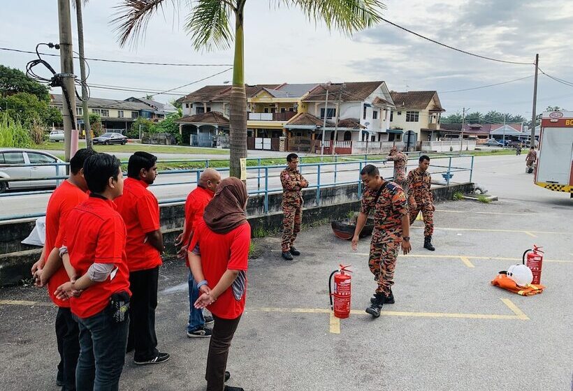 Zone Hotels, Telok Panglima Garang