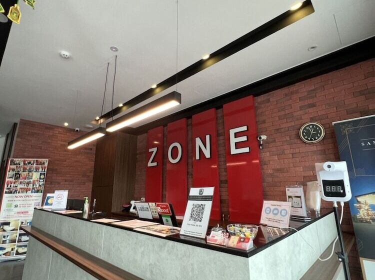 Zone Hotels, Telok Panglima Garang