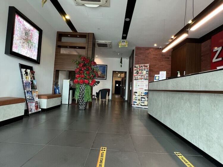 Zone Hotels, Telok Panglima Garang
