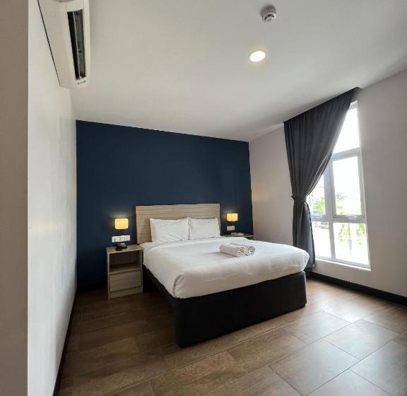 Zone Hotels, Telok Panglima Garang