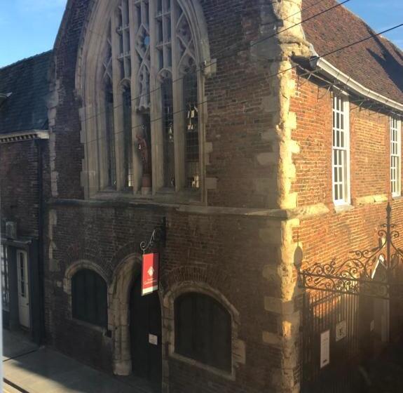 Bed and Breakfast The Magnet Tavern