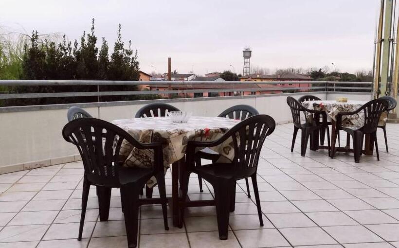 בית מלון כפרי Albergo La Rovere