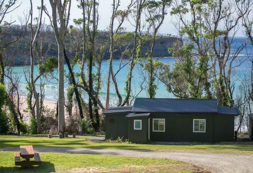 בית מלון כפרי Pebbly Beach Escape