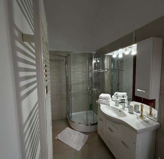 פנסיון Antique Apart