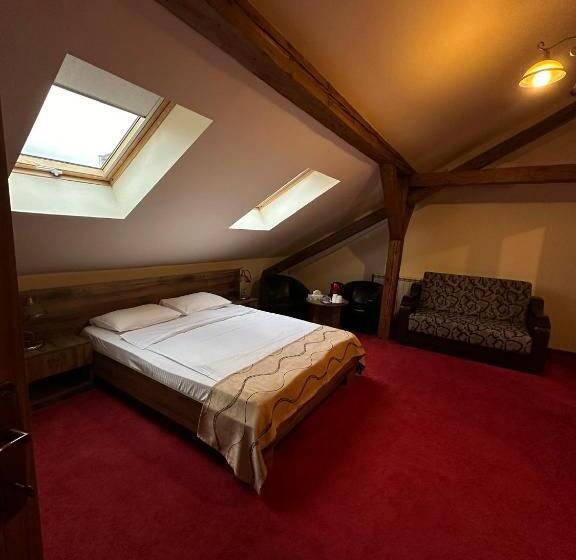 פנסיון Antique Apart