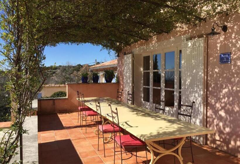 פנסיון Au Pied Du Ventoux