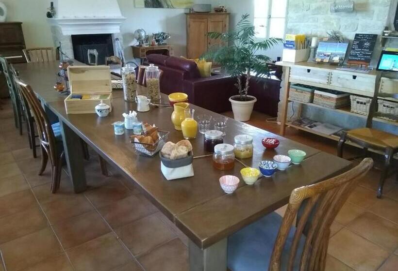 פנסיון Au Pied Du Ventoux