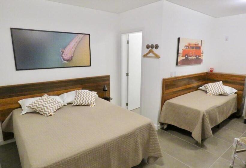 פנסיון Banzai Brava Suítes