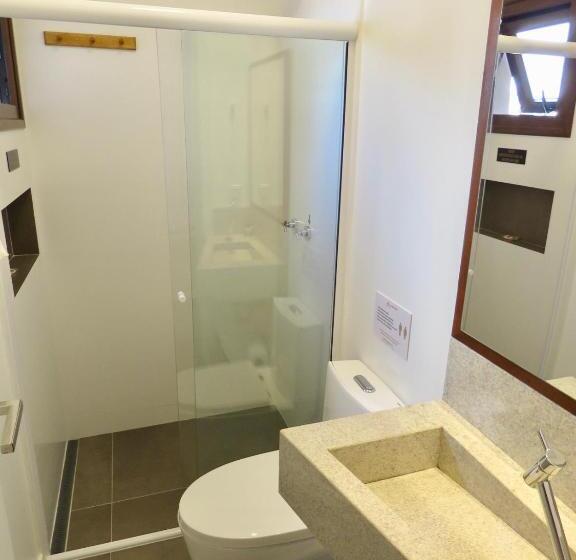 פנסיון Banzai Brava Suítes