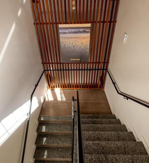 פנסיון Banzai Brava Suítes