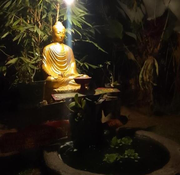 펜션 Bucu Hidden Guest House, And Meditation Center