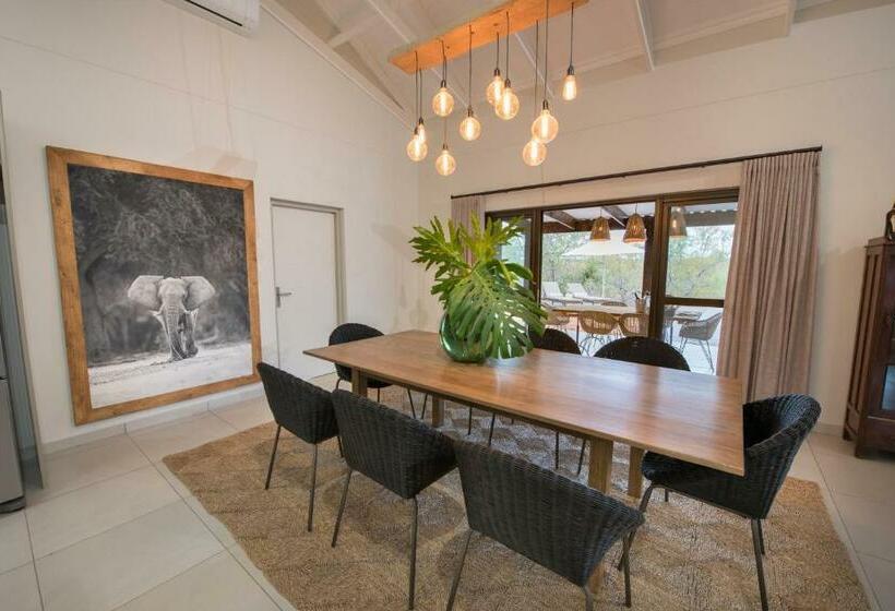 פנסיון Bushwillow Private Villa