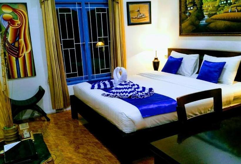 פנסיון Cantik Villa