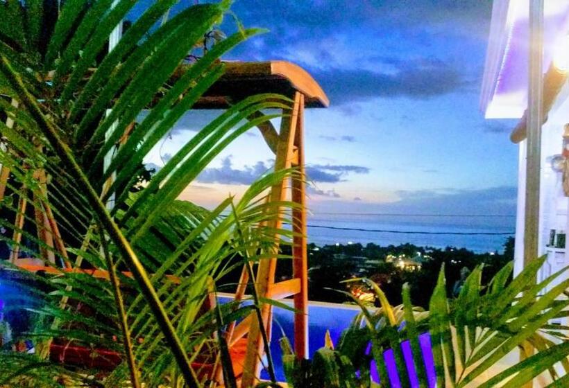 פנסיון Cantik Villa