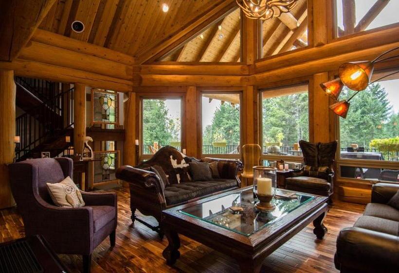 פנסיון Golden Acres Mountain Lodge
