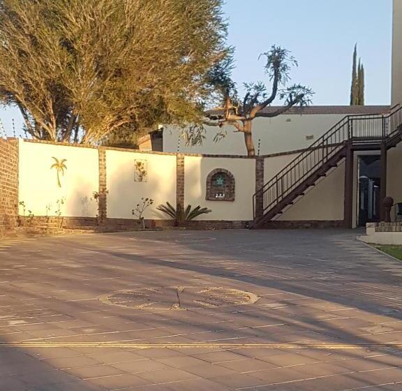 פנסיון Karoo View Guesthouse Cradock