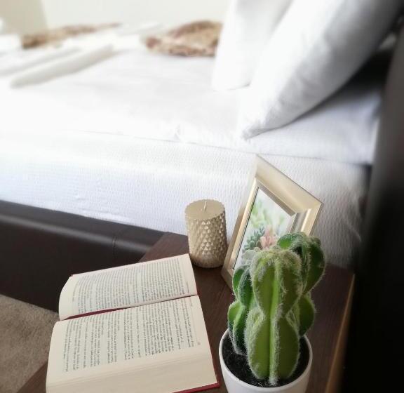 פנסיון Martin Suite