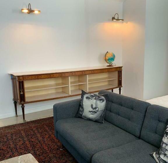 پانسیون Masnadieri 18