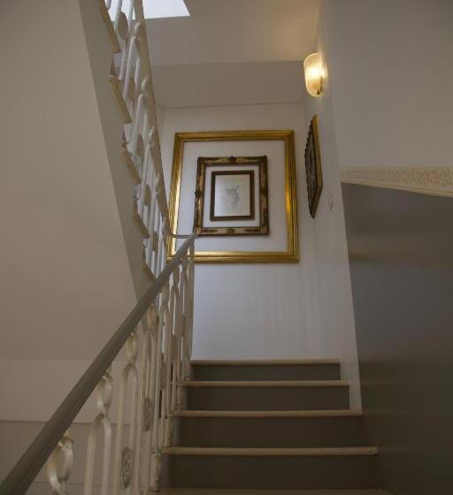 پانسیون Masnadieri 18