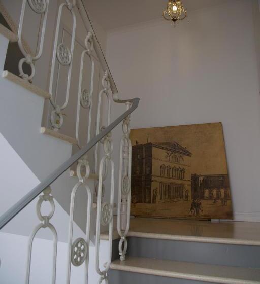 پانسیون Masnadieri 18