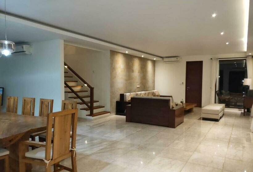 ペンション Ocean View Villa Uluwatu