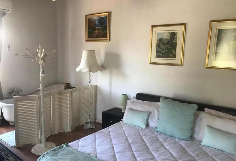 بنسيون Towerzicht Guest House