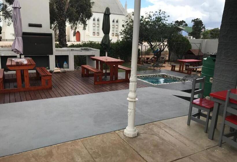 بنسيون Towerzicht Guest House