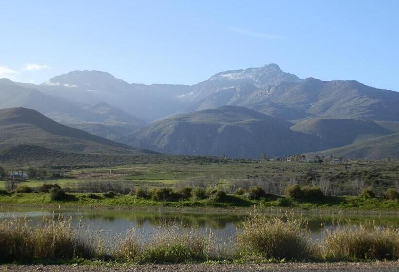 بنسيون Towerzicht Guest House