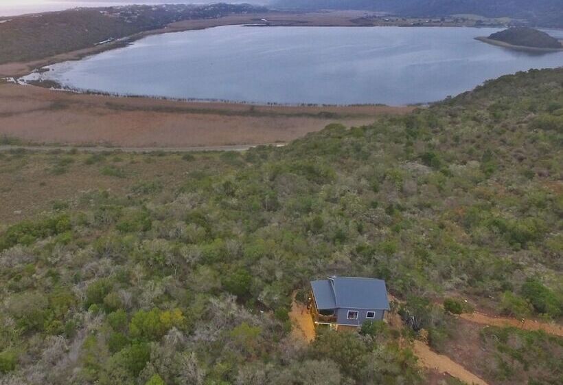 پانسیون Treedom Villas And Vardos