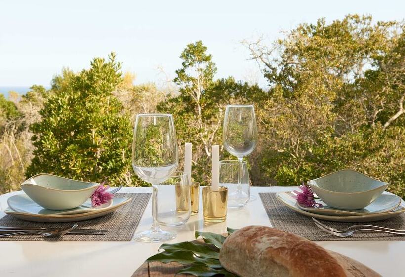 پانسیون Treedom Villas And Vardos