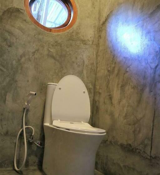 هاستل Chief Mau Moalboal Cebu