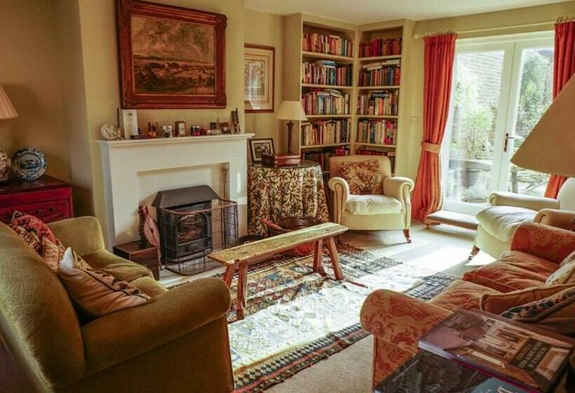 Bed and Breakfast 34 Grosvenor Drive